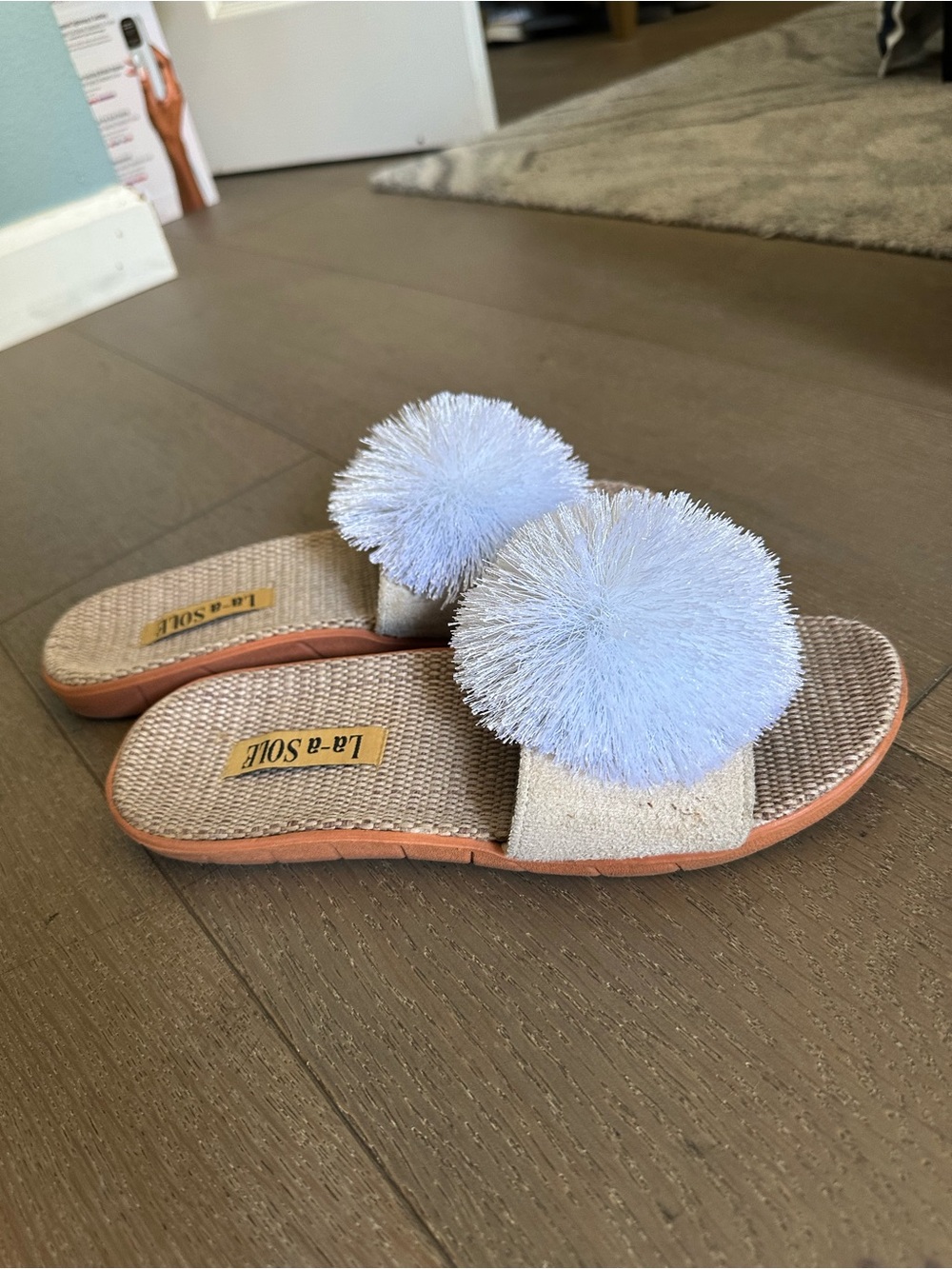La-a SOLE White Pom Pom Pool Slide Sandals